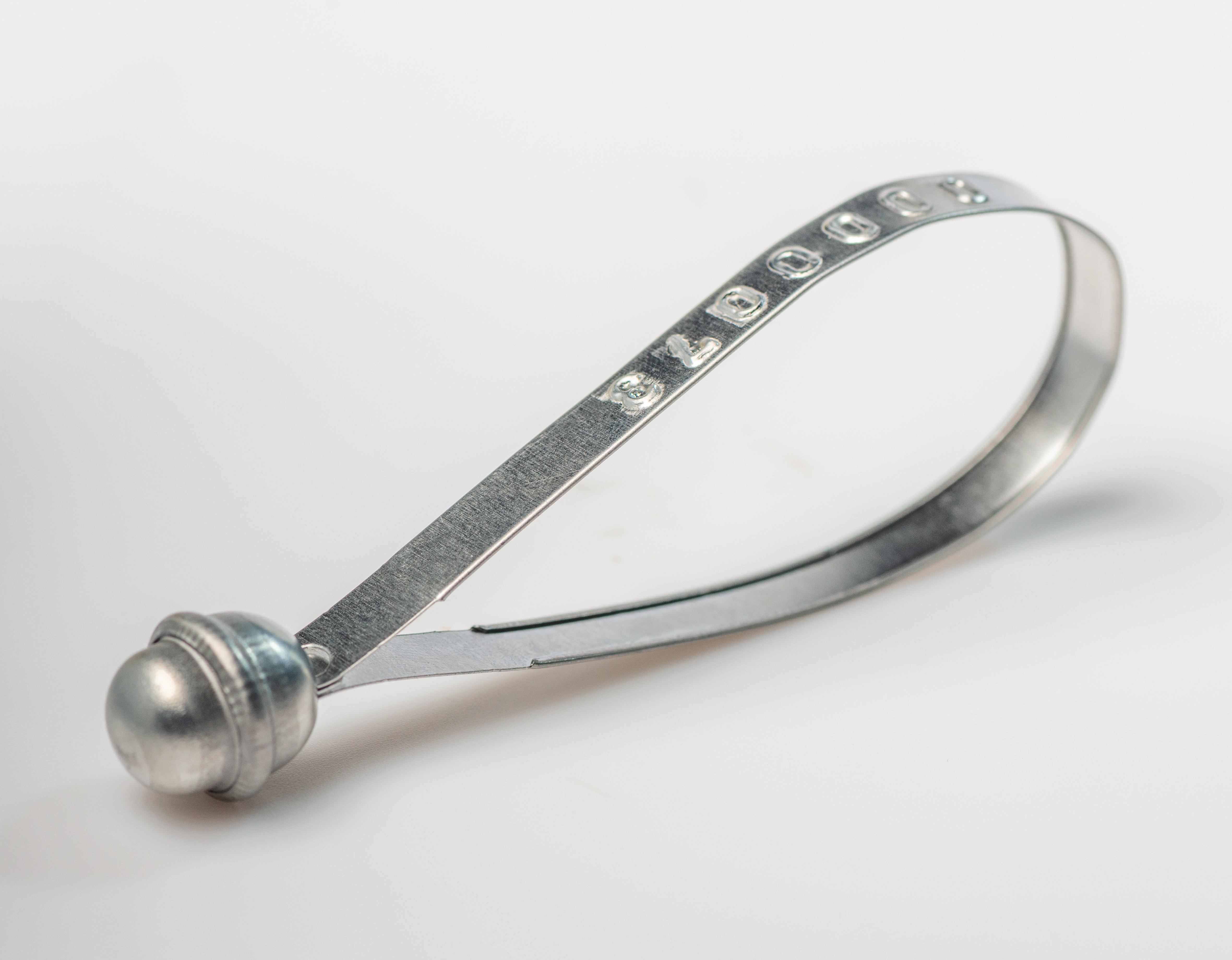 Metal Strap (Ball)